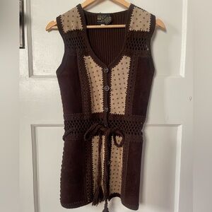 Vintage crocheted vest with leather details-Small